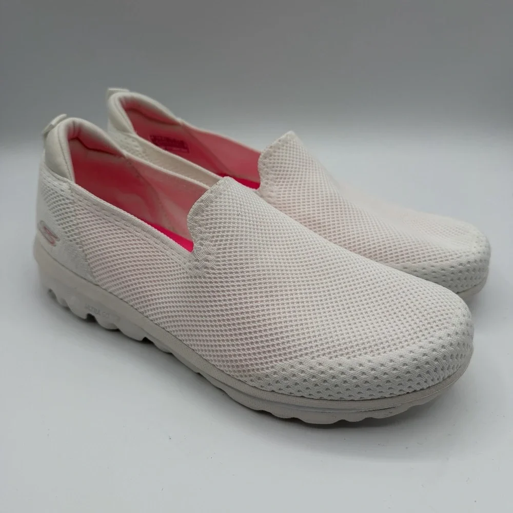 Skechers Go Walk Massage Fit Seascape Shoes‎ Womens Sz 10 White Slip On Loafers